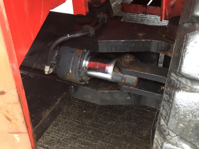 SVE Truck SVE truck TMF 12-9 log handler